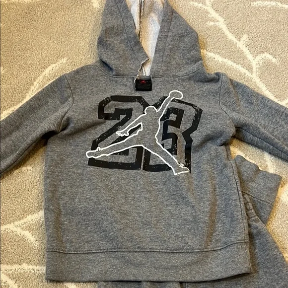 Jordan Kids Gray Matching Set - Picture 3 of 6